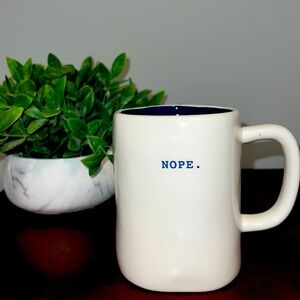 Rae Dunn Artisan Collection Mug!